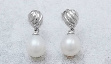 Kolekcja z perłami 