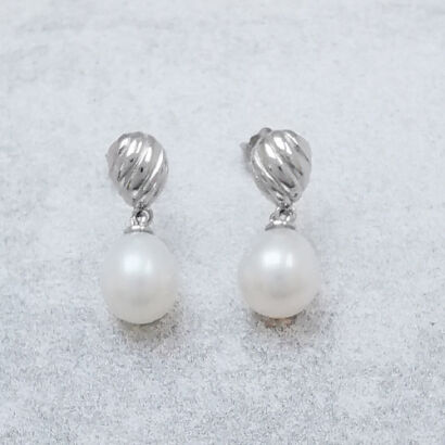 Srebrne kolczyki z perłami