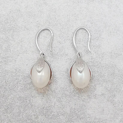 Piękne kolczyki z perłami